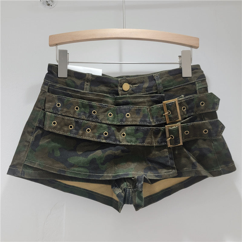 Strap Camo Short