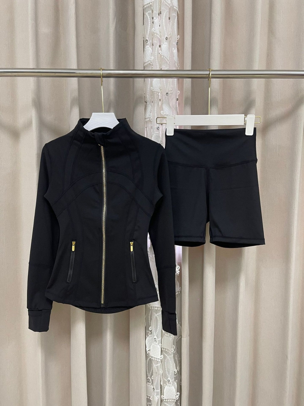 lululemon 3点セット サイズ4 新品・未使用 Lululemon sets – Freestyle Nola