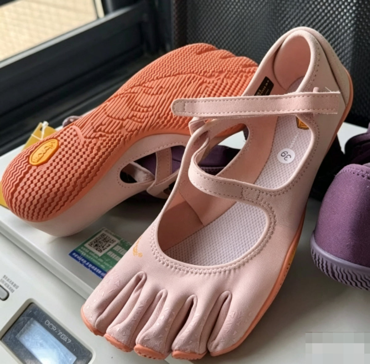 Toe shoes